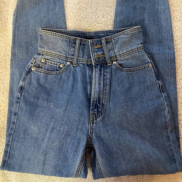 ✨SOLD✨NWOT BDG- Urban Outfitter’s Mom Jeans, SIZE:24 - Picture 4 of 8
